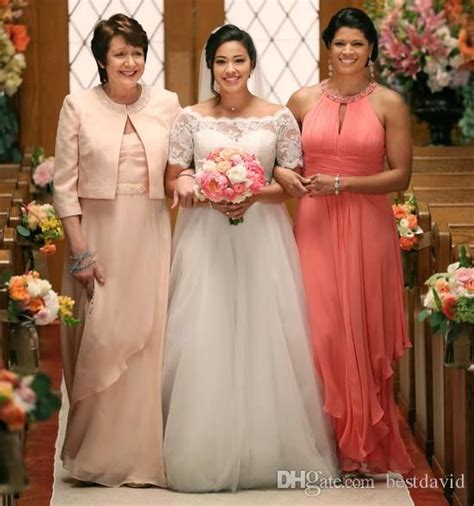 Gina Rodriguez Wedding Guests - 16+ Amazing Photos of Gina Rodriguez ...