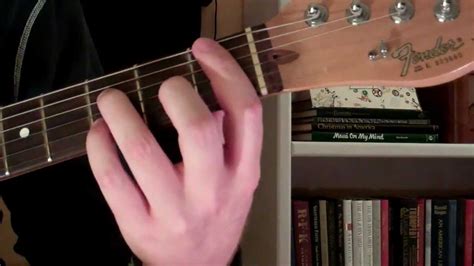 How To Play the Bb7 Chord On Guitar (B flat seventh) 7th - YouTube