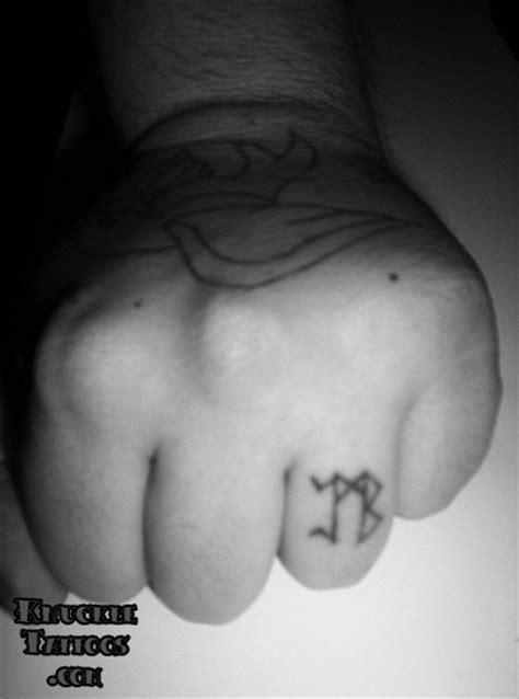 KnuckleTattoos.com – Page 44 – All knuckle tattoos, all the time