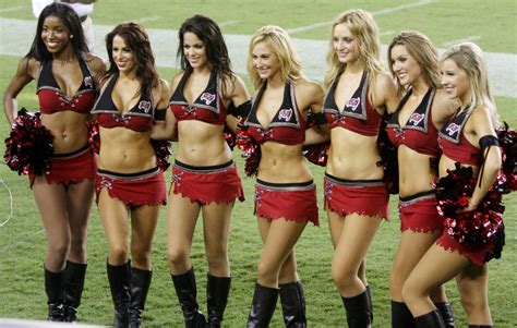 NFL and College Cheerleaders Photos: Tampa Bay Bucs Cheerleaders For ...