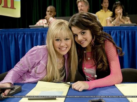 Miley and Selena - Miley Cyrus & Selena Gomez Photo (7016555) - Fanpop