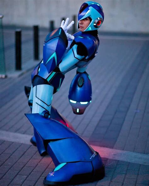 @diegator007 in his insane MegaMan Cosplay #megamancosplay | Capcom cosplay, Video game cosplay ...