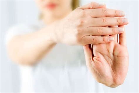 12 Trigger Finger Exercises For Faster and Effective Pain Relief