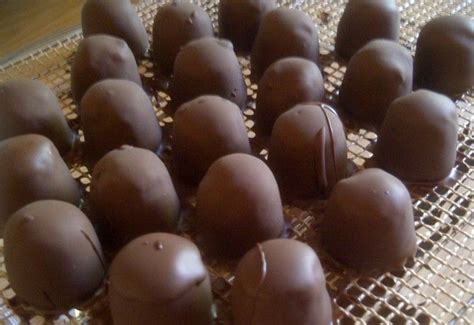 Nosztalgia túró rudi | Recipe | Túró rudi, Truffles, Bon bons