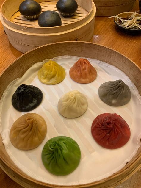 [I Ate] 8-Flavor Soup Dumplings : r/food