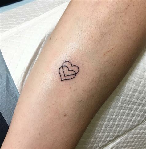 11+ Outline Heart Tattoo Ideas That Will Blow Your Mind!