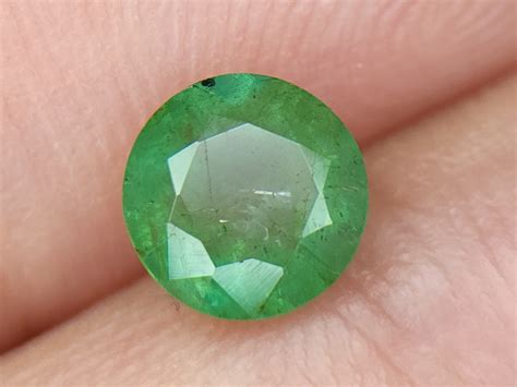 1.35CT NATURAL EMERALD GEMSTONES IGCZM161