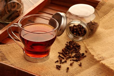 El té de clavo de olor tiene beneficios sorprendentes: así puedes prepararlo | Life ...