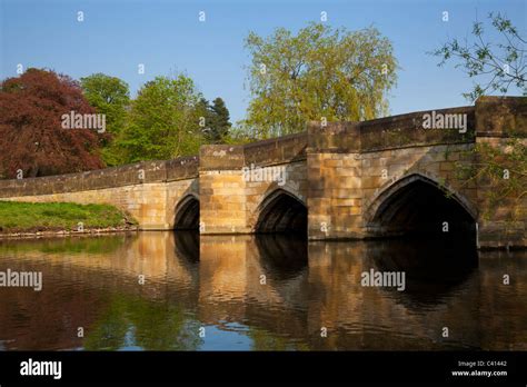 Bakewell Bridge over the River Wye Derbyshire Peak District National Park England GB UK EU ...