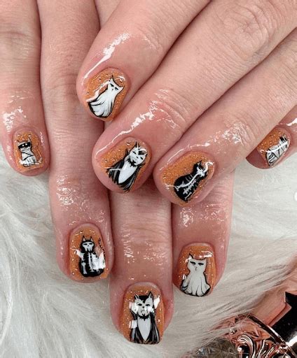 30 Halloween Nail Art Designs Ideas For A Glamm Look - MyGlamm