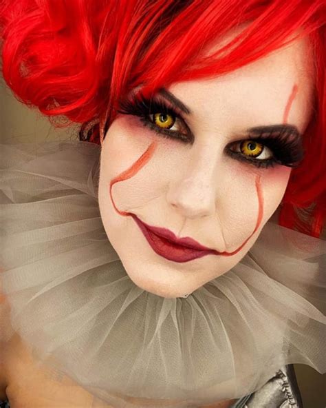 Cosplay Looks: Pennywise Costume and Creepy Clown Makeup – Geek Mamas