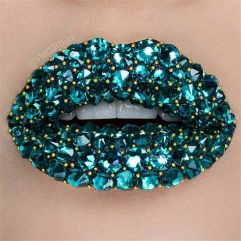 36 Magical Shades of Green Lipstick