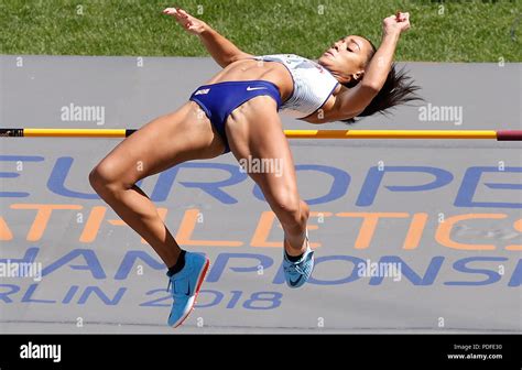 Katarina johnson thompson high jump hi-res stock photography and images - Alamy