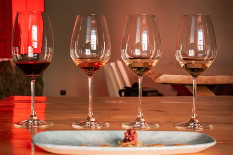 Madeira Wine Tasting – Madeira Outdoor Experience