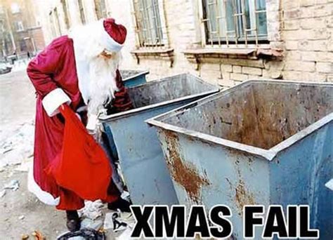 These Santa Claus Fails Are Absolutely Hilarious - Everything Mixed