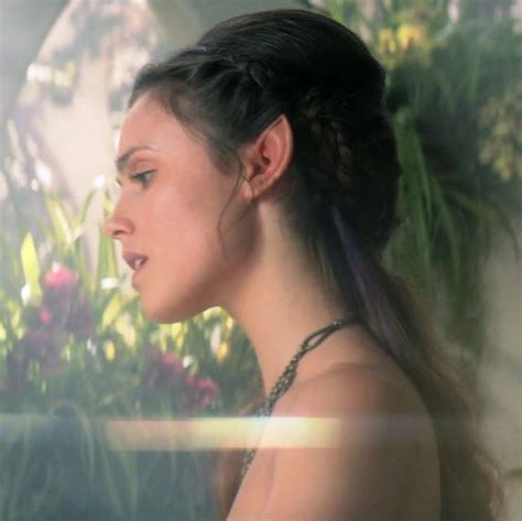 Poppy Drayton as Amberle Elessedil (The Shannara... - Elven Forest