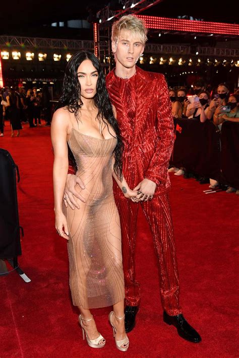 VMAs 2021: Machine Gun Kelly, Megan Fox Hold Hands | Us Weekly