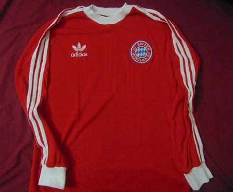 Sale > bayern munich retro shirt > in stock