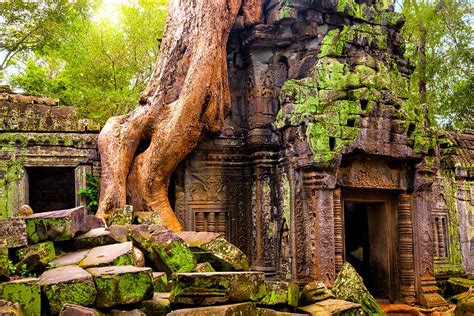 The majestic Angkor Wat in Siem Reap, Cambodia | FlyCoach.co.uk