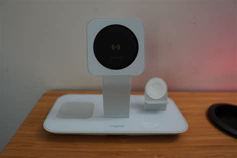 Mophie MagSafe 3-in-1 Stand & Snap+ Wireless Stand | Different iPhone ...