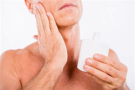 9 Best Aftershave Balms to Give Relief to Your Post-Shave Skin