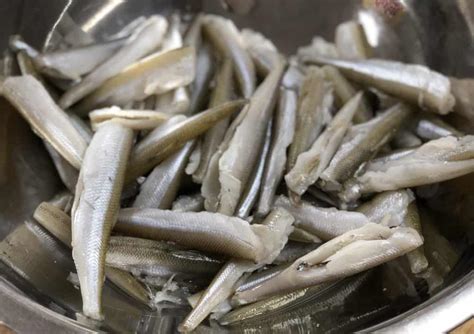 FRIED SMELT FISH | FEAST OF THE SEVEN FISHES