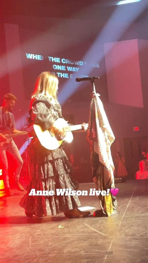 Anne Wilson live!🩷 in 2024 | Rodeo queen outfits, Worship outfits, Queen outfits