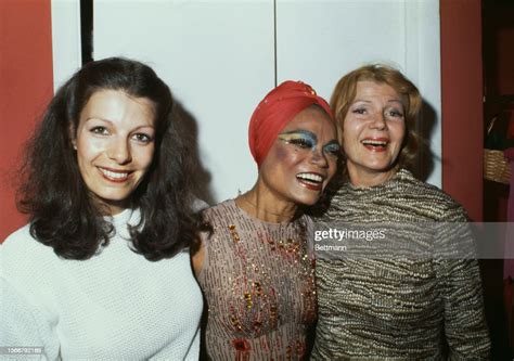 American actress Rita Hayworth and her daughter, Princess Yasmin Aga ...