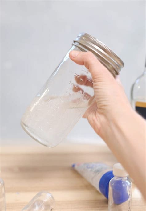 Two-Ingredient All Natural Gel DIY Hand Sanitizer Recipe