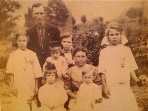Booth Family Gathering in Wayne Co., West Virginia, 1910
