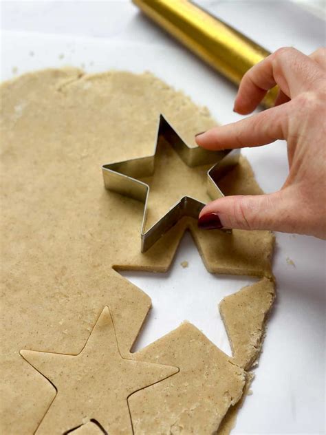 Cinnamon Shortbread Cookies - The Salted Sweets