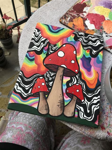 Trippy mushrooms in 2020 | Hippie painting, Diy art painting, Diy ...