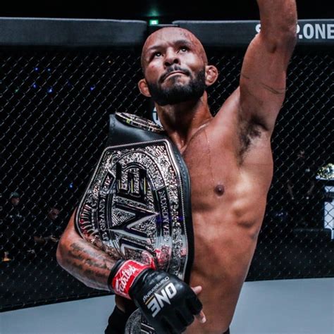 Watch: When Demetrious Johnson Pulled off the Greatest Submission in ...