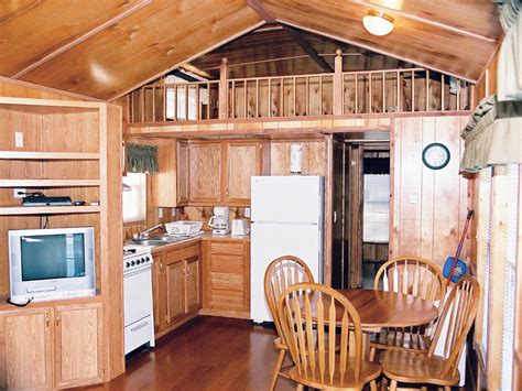 Cabin Rentals | Family Vacation Cabins & Rentals | CampJellystone.com ...