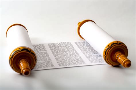 Ahavat Ivrit - Love of Hebrew - Torah Scroll Layouts