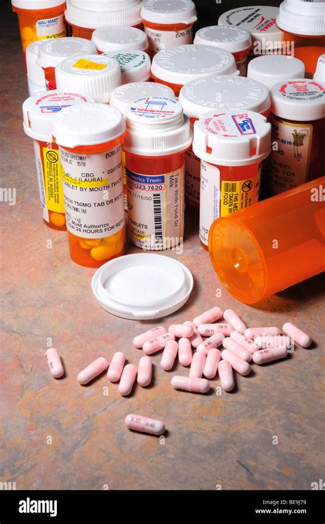 Lithium pills hi-res stock photography and images - Alamy