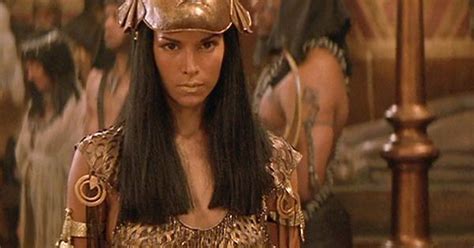 Anck-Su-Namun (Patricia Velasquez, "The Mummy", 1999) | Fashion in Film | Pinterest | The o'jays ...