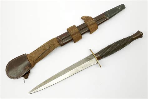 British Fairbairn-Sykes type 3rd pattern Commando fighting knife with ...