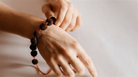 What is Rudraksha? Know Benefits of Wearing Rudraksha