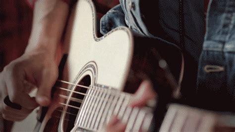 Guitar Strings GIF - Find & Share on GIPHY