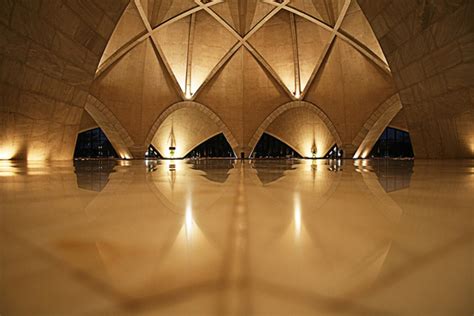 AD Classics: Lotus Temple / Fariborz Sahba | ArchDaily