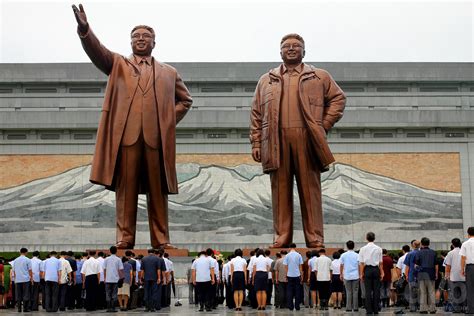 Grand Monument Mansu Hill Pyongyang North Korea - Worldwide Destination ...