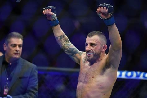 UFC 251 breakdown: Can Max Holloway take title back from Volkanovski?