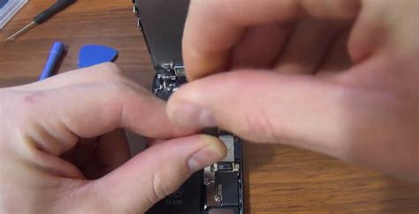 How to easily replace the battery for iPhone 5. Step-by-step Guide to ...