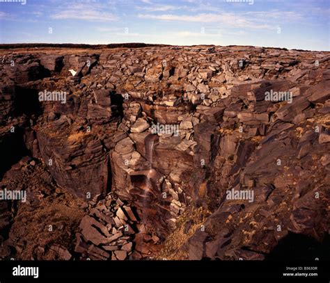 Kinder Downfall, Kinder Scout, Peak District National Park, Derbyshire, England Stock Photo - Alamy