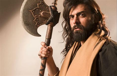 Gandasa prop from 'The Legend of Maula Jatt' fetches $50,000 at charity ...