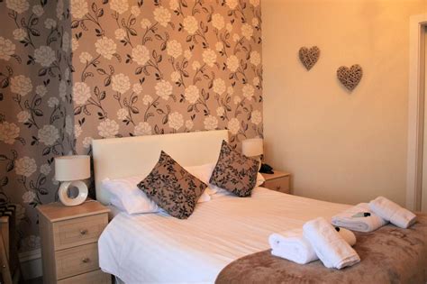 Winchmore Hotel Deals & Reviews, Llandudno | LateRooms.com