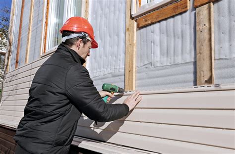 4 Tips on How to Remove Vinyl Siding And Replace Siding