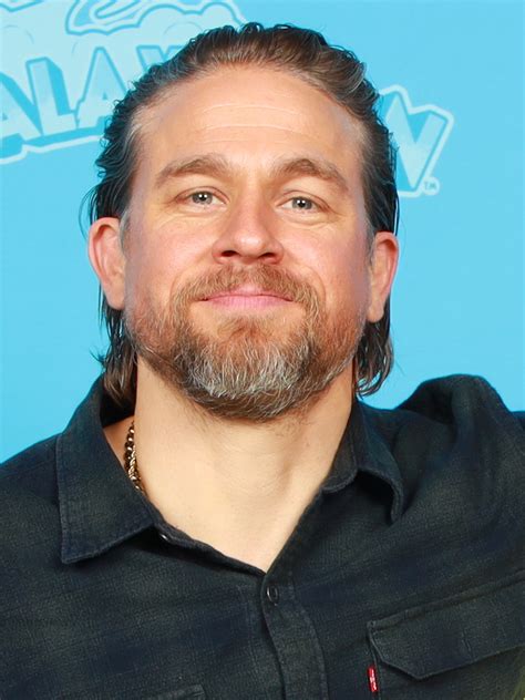 Charlie Hunnam - Wikipedia