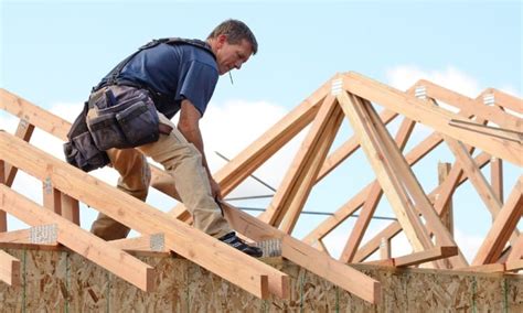 How to Attach Rafters and Trusses to Top Plate (2024)